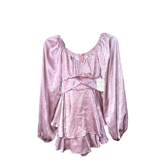 Altar’d State NWT Romper - Picture 2 of 4